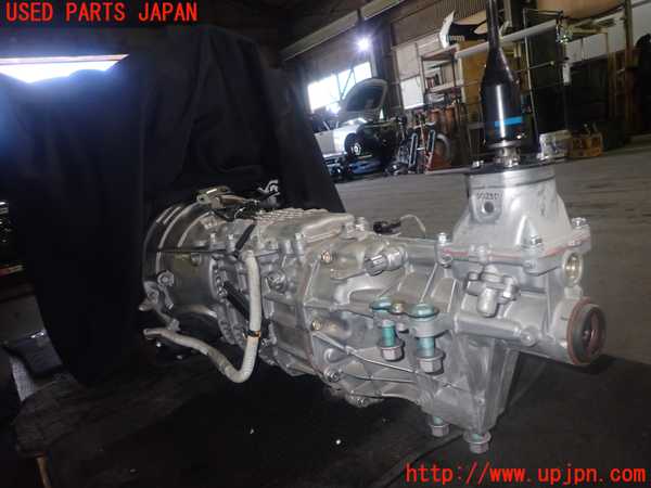 1UPJ-9235413200]アバルト・124スパイダー(NF2EK)ミッション MT 3268 中古_2