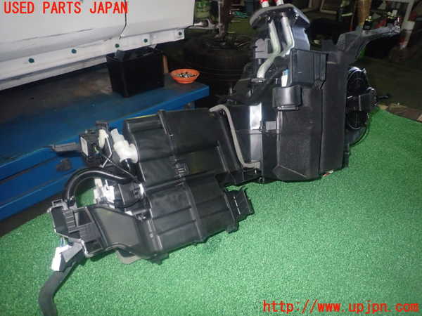 1UPJ-9235416081]アバルト・124スパイダー(NF2EK)エバポレーター1 中古_4