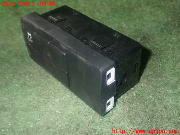 1UPJ-9235416307]アバルト・124スパイダー(NF2EK)スイッチ2(横滑り防止OFF) 中古_2