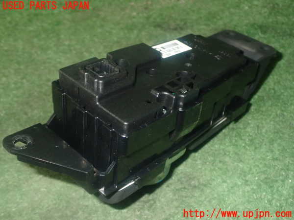 1UPJ-9235416309]アバルト・124スパイダー(NF2EK)スイッチ4(ナビコントロール オーディオ) 中古_3