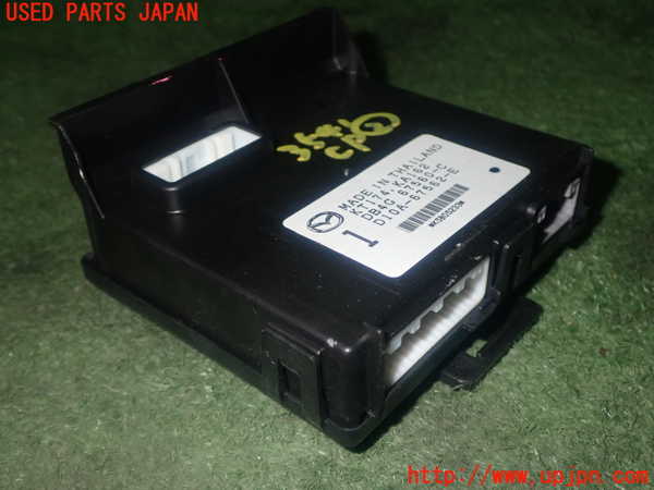 1UPJ-9235416147]アバルト・124スパイダー(NF2EK)コンピューター2 中古 D10A-67562-E_2