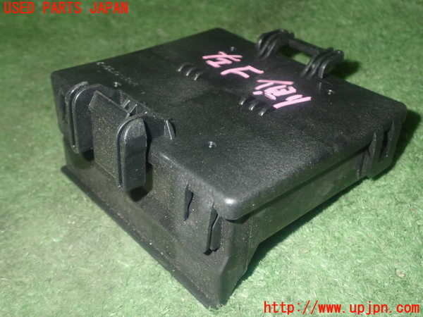 1UPJ-9235416147]アバルト・124スパイダー(NF2EK)コンピューター2 中古 D10A-67562-E_3