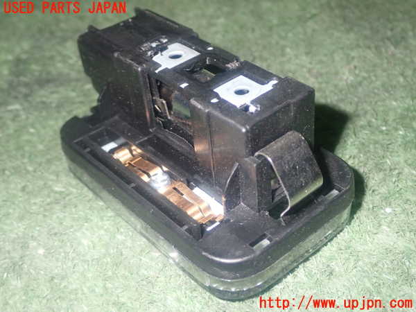 1UPJ-9235416411]アバルト・124スパイダー(NF2EK)ルームランプ1(1列目真中) 中古_2