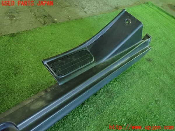 1UPJ-9235421392]BMW ミニ(MINI)クーパーD(XV15MW)(F55)左サイドステップ 中古_3