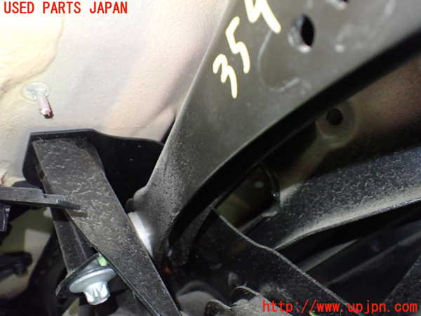 1UPJ-9235425146]BMW ミニ(MINI)クーパーD(XV15MW)(F55)右リアアッパーアーム1 中古_3