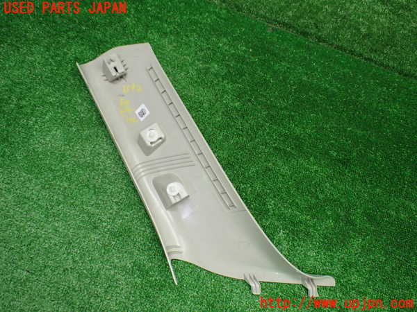 1UPJ-9235427655]BMW ミニ(MINI)クーパーD(XV15MW)(F55)右フロントピラートリム 中古_3