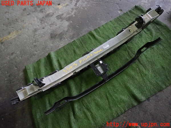 1UPJ-9235431014]BMW アクティブハイブリッド5(AH5) F10(FZ35)フロントバンパーホースメント 中古_3