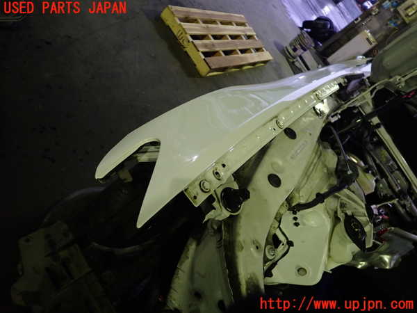 1UPJ-9235431080]BMW アクティブハイブリッド5(AH5) F10(FZ35)右前フェンダー 中古_4