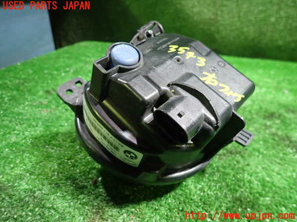 1UPJ-9235431180]BMW アクティブハイブリッド5(AH5) F10(FZ35)右フォグ 中古_3