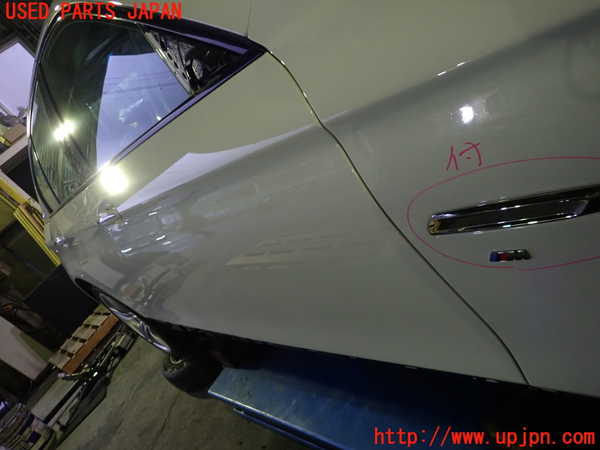 1UPJ-9235431230]BMW アクティブハイブリッド5(AH5) F10(FZ35)右前ドア 中古 AGC M62 43R-00050_3