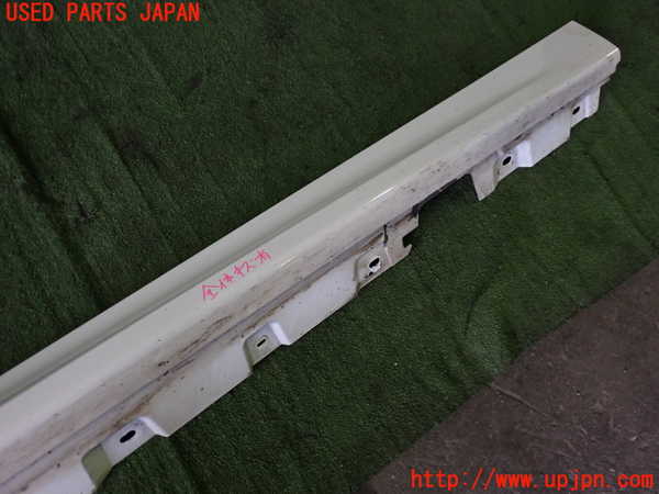 1UPJ-9235431390]BMW アクティブハイブリッド5(AH5) F10(FZ35)右サイドステップ 中古_2