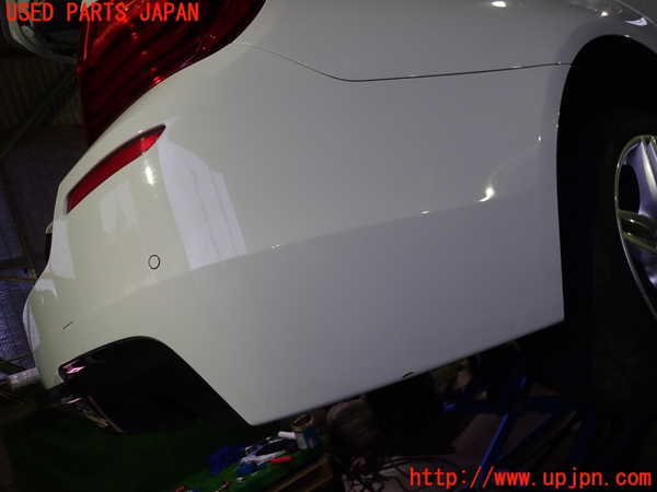 1UPJ-9235431610]BMW アクティブハイブリッド5(AH5) F10(FZ35)リアバンパー 中古 Mスポーツ_2