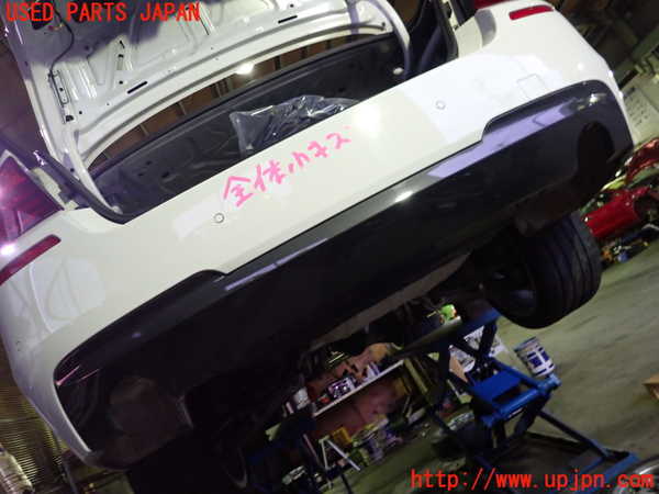 1UPJ-9235431610]BMW アクティブハイブリッド5(AH5) F10(FZ35)リアバンパー 中古 Mスポーツ_3