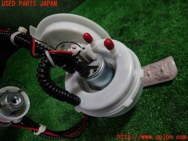1UPJ-9235432510]BMW アクティブハイブリッド5(AH5) F10(FZ35)燃料ポンプ 中古_3
