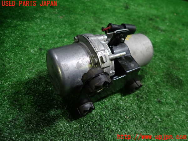 1UPJ-9235432580]BMW アクティブハイブリッド5(AH5) F10(FZ35)バキュームポンプ 中古_2