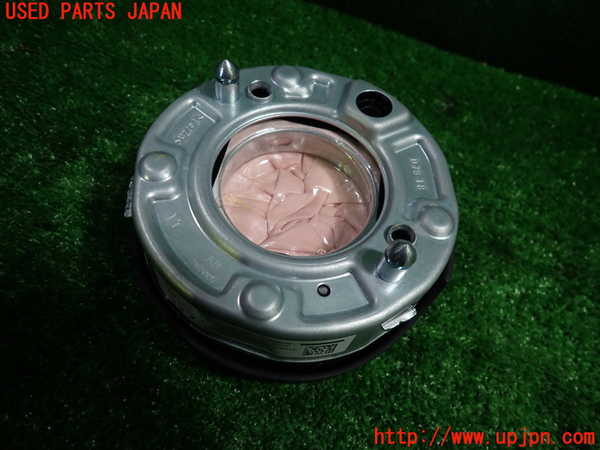 1UPJ-9235437865]BMW アクティブハイブリッド5(AH5) F10(FZ35)運転席側エアバッグカバー 中古_2