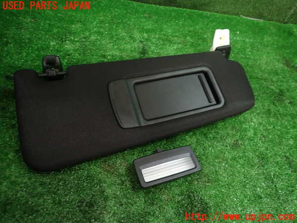 1UPJ-9235437625]BMW アクティブハイブリッド5(AH5) F10(FZ35)室内サンバイザー右側 中古_2