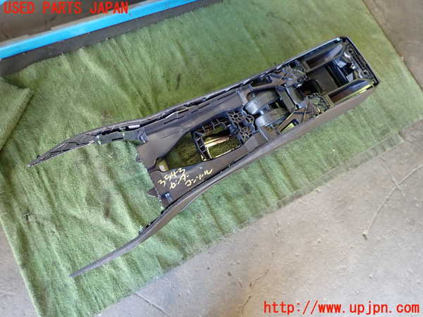 1UPJ-9235437540]BMW アクティブハイブリッド5(AH5) F10(FZ35)センターコンソール 中古_5