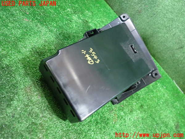 1UPJ-9235437841]BMW アクティブハイブリッド5(AH5) F10(FZ35)小物入れ1 中古_4