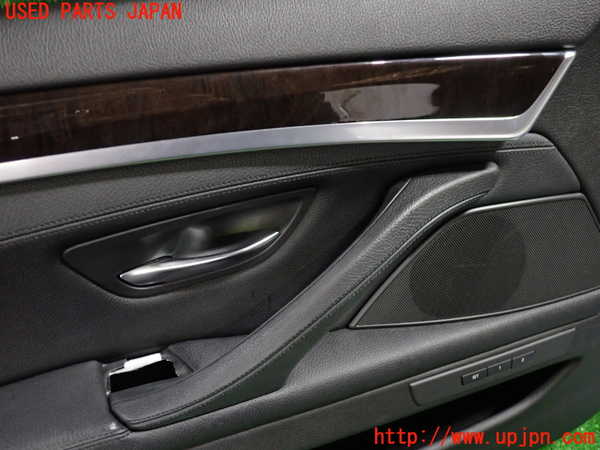 1UPJ-9235431264]BMW アクティブハイブリッド5(AH5) F10(FZ35)左前ドア内張り 中古_2