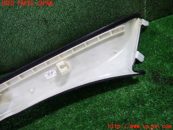 1UPJ-9235437655]BMW アクティブハイブリッド5(AH5) F10(FZ35)右フロントピラートリム 中古_4