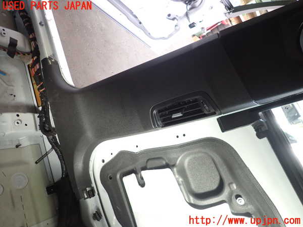 1UPJ-9235437665]BMW アクティブハイブリッド5(AH5) F10(FZ35)右センターピラートリム 中古_3
