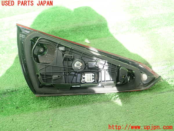 1UPJ-9235441550]ベンツ A180(177084)(W177)右リアフィニッシャー 中古_2