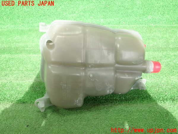 1UPJ-9235442410]ベンツ A180(177084)(W177)ラジエータータンク 中古_2