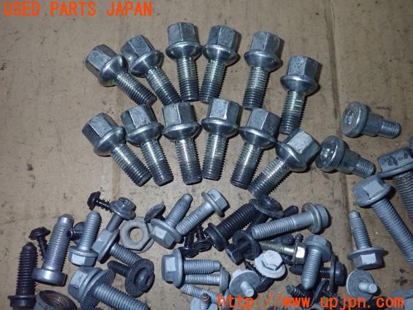 3UPJ=9235450720]VW up!(アップ)(AACHY)ネジ・ナット・ステー類 セット ジャンク_3