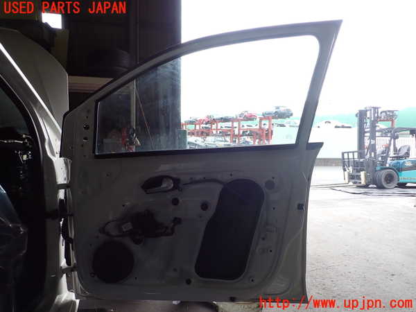 1UPJ-9235451230]VW up!(アップ)(AACHY)右前ドア 中古 SAINT-GOBAIN SEKURIT M33 43R-000454_4