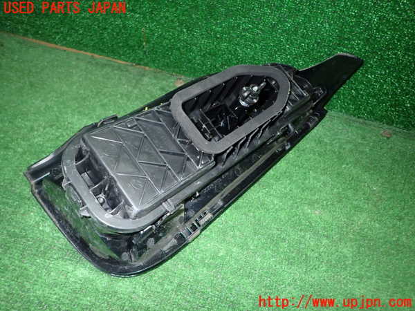 1UPJ-9235451536]VW up!(アップ)(AACHY)左テールランプ 中古_4