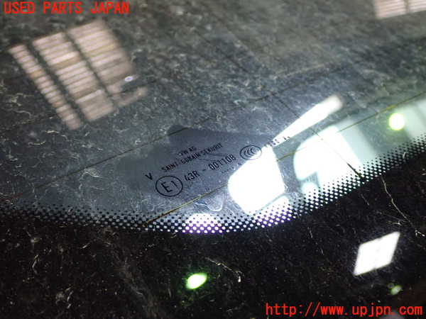 1UPJ-9235451566]VW up!(アップ)(AACHY)バックドア リアゲート ハッチ 中古 SAINT-GOBAIN SEKURIT 43-001108_3