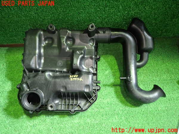 1UPJ-9235452560]VW up!(アップ)(AACHY)エアクリーナーボックス 中古_3