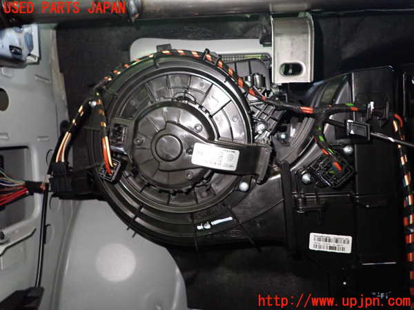 1UPJ-9235456081]VW up!(アップ)(AACHY)エバポレーター1 中古_3