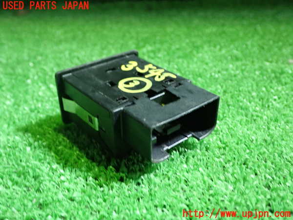 1UPJ-9235456308]VW up!(アップ)(AACHY)スイッチ3(助手席側エアバッグ切替) 中古_3