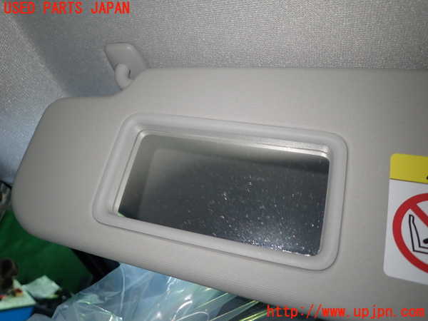 1UPJ-9235457630]VW up!(アップ)(AACHY)室内サンバイザー左側 中古_3