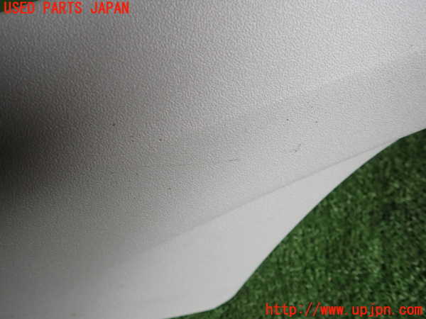 1UPJ-9235457655]VW up!(アップ)(AACHY)右フロントピラートリム 中古_4