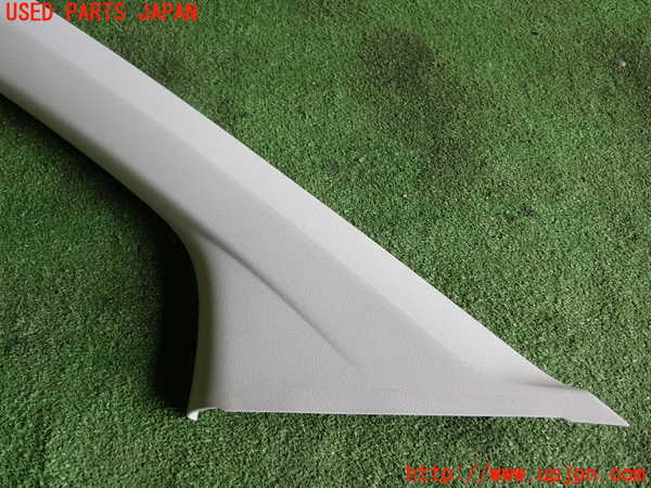 1UPJ-9235457660]VW up!(アップ)(AACHY)左フロントピラートリム 中古_3