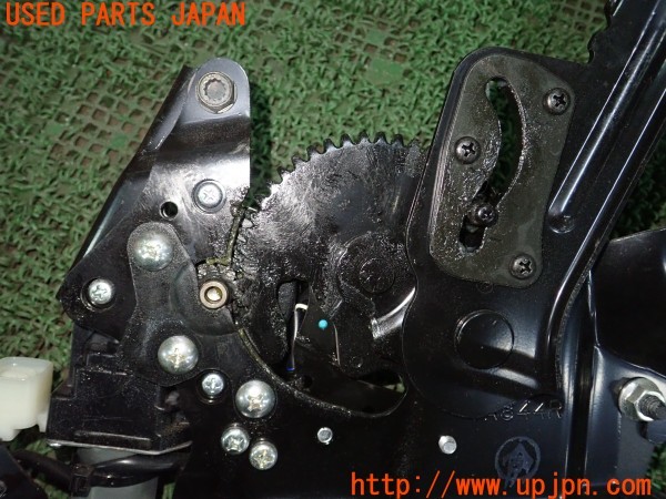 3UPJ=9235460566]ロードスター RF VS(NDERC)前期 純正 リンクデッキ ルーフヒンジ 中古_3