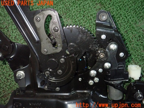 3UPJ=9235460566]ロードスター RF VS(NDERC)前期 純正 リンクデッキ ルーフヒンジ 中古_4