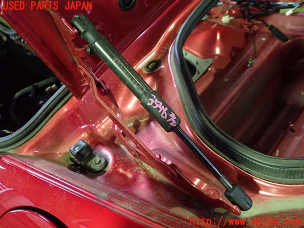 1UPJ-9235461506]ロードスター RF(NDERC)トランクダンパー 中古_2