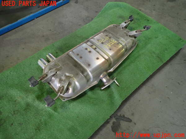 1UPJ-9235462671]ロードスター RF(NDERC)リアマフラー1 中古_3