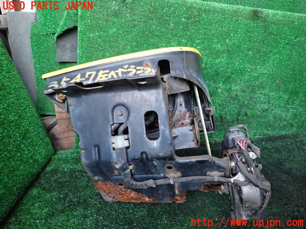 1UPJ-9235471132]GTO(Z16A)左ヘッドライト ハロゲン 中古_4