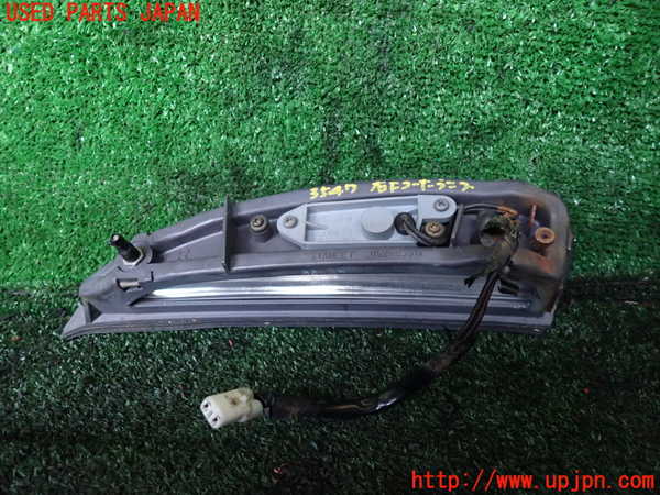 1UPJ-9235471150]GTO(Z16A)右コーナーランプ 中古_3