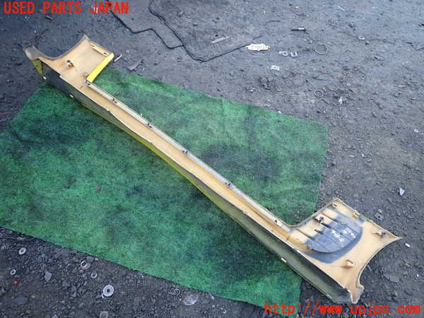 1UPJ-9235471390]GTO(Z16A)右サイドステップ 中古_3