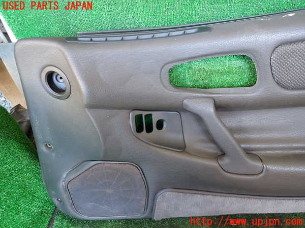 1UPJ-9235471234]GTO(Z16A)右ドア内張り (ジャンク品) 中古_2