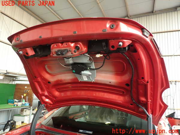 2UPJ-9235481500]プジョー・RCZ(T7R5F03)トランク 中古_4