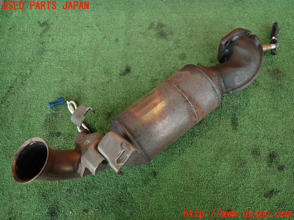 2UPJ-9235482661]プジョー・RCZ(T7R5F03)触媒1 中古_2
