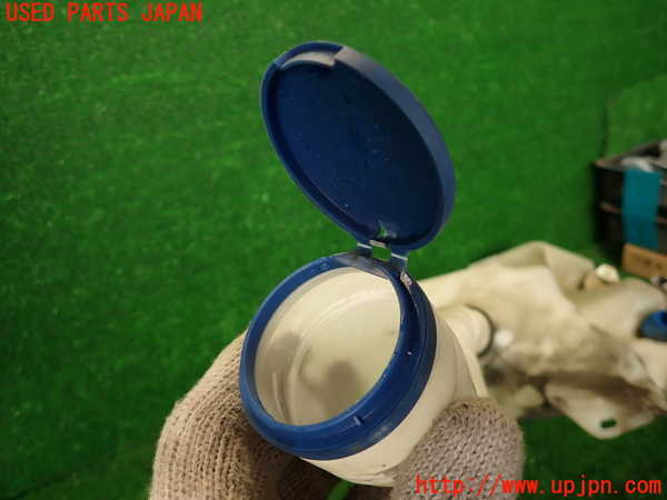 2UPJ-9235486791]プジョー・RCZ(T7R5F03)ウォッシャータンク1 中古_4