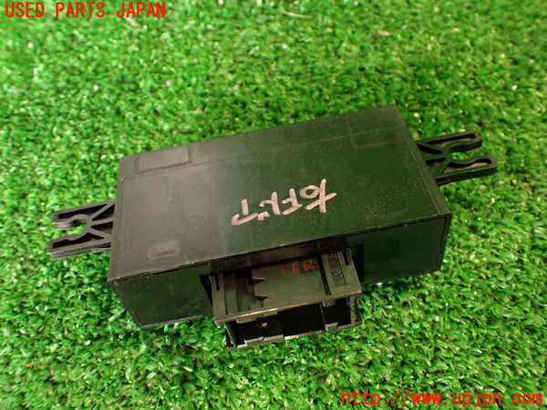 2UPJ-9235486148]プジョー・RCZ(T7R5F03)コンピューター3 中古_2